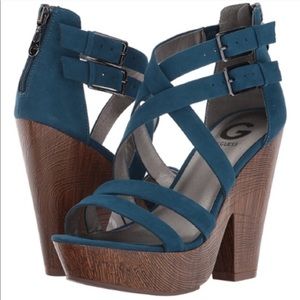 💋GUESS Teal Platform Heels🚨